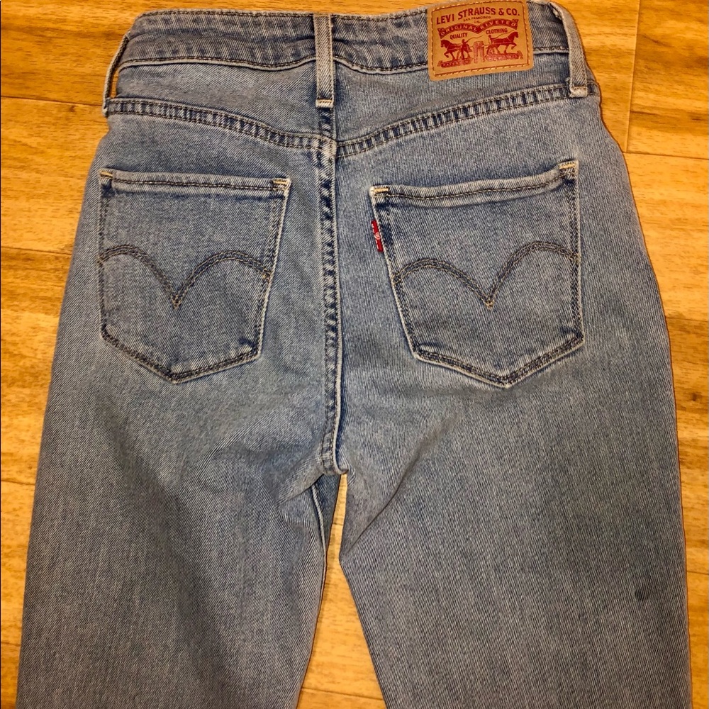 Levi high rise skinny jeans